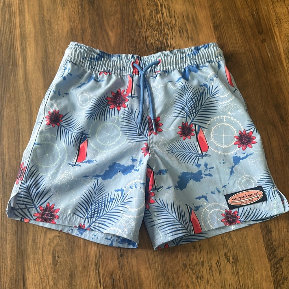 Vineyard Vines Boys Swim Trunks | Size 6